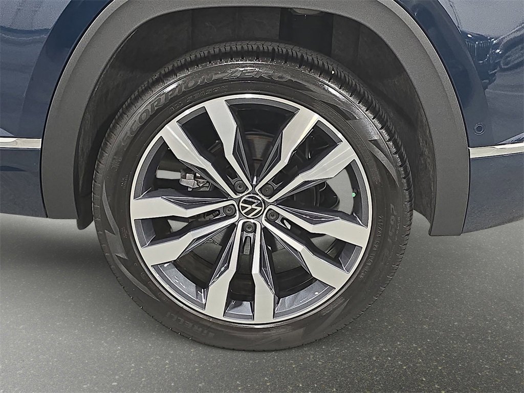 Used 2023 Volkswagen Atlas Cross Sport SEL Premium R-Line image 31