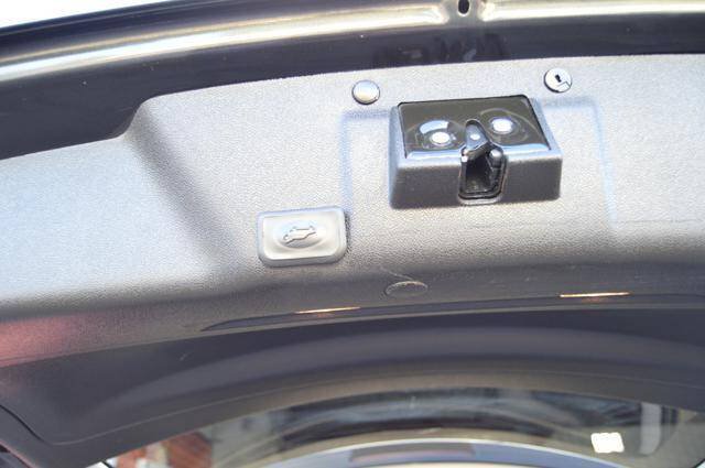 Used 2012 GMC Acadia SLT FWD image 45