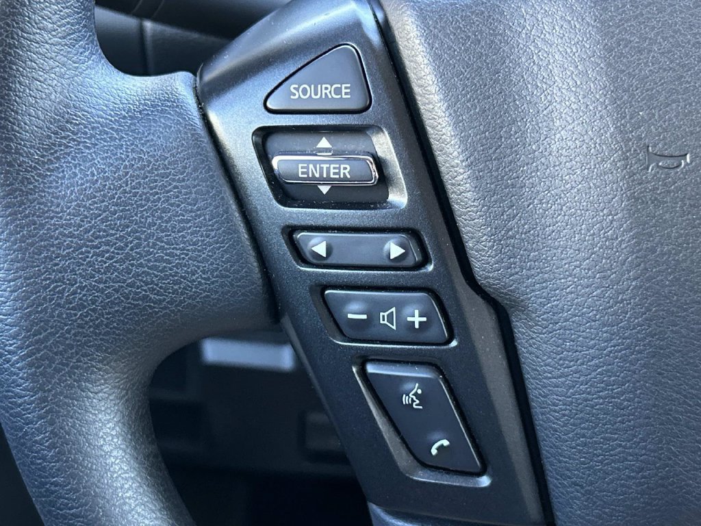 Used 2024 Nissan Frontier SV RWD image 27