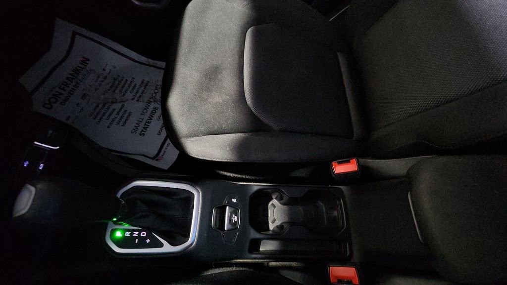 Used 2020 Jeep Renegade Sport w/ Sport Appearance Group image 24