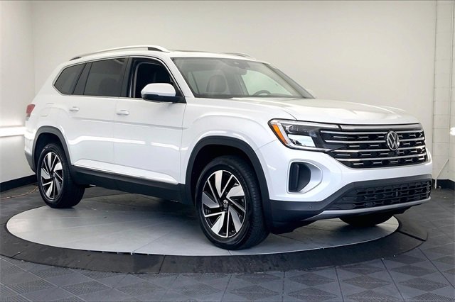 New 2025 Volkswagen Atlas SEL