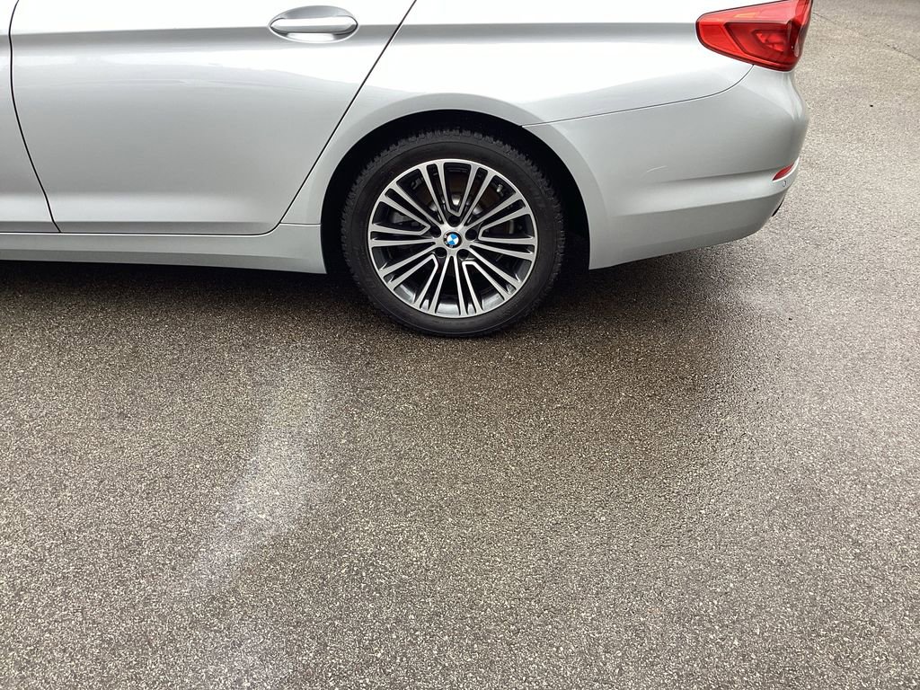 Used 2020 BMW 530i xDrive w/ Convenience Package image 31