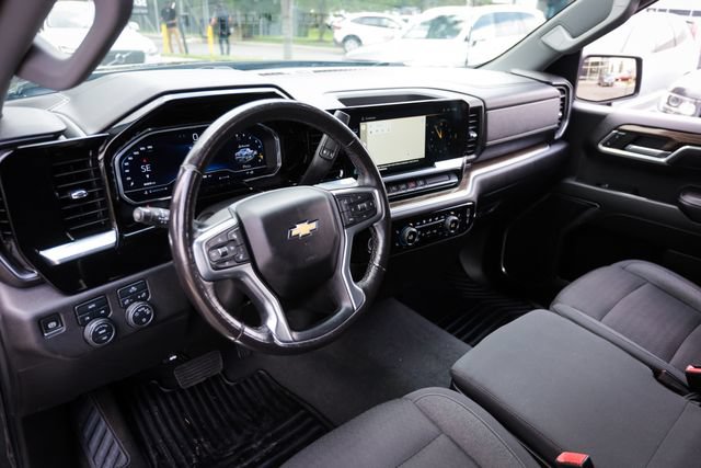 Used 2023 Chevrolet Silverado 1500 LT AWD/4WD image 27