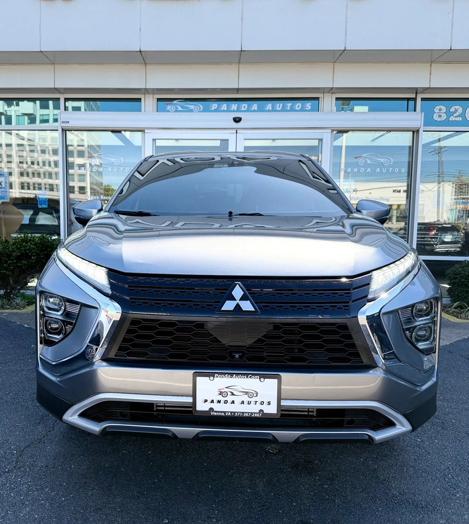 Used 2022 Mitsubishi Eclipse Cross SEL AWD/4WD image 2