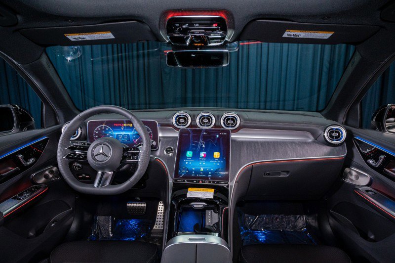 New 2026 Mercedes-Benz GLC 300 4MATIC image 13