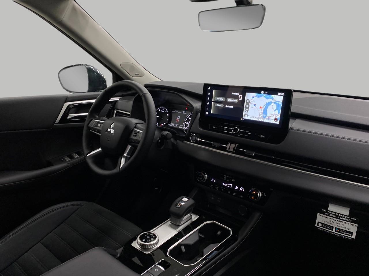 New 2026 Mitsubishi Outlander SE image 18