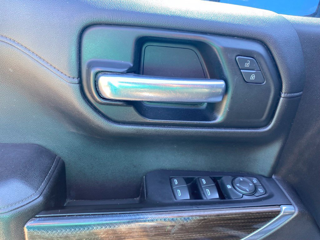 Used 2020 Chevrolet Silverado 1500 RST w/ Texas Edition AWD/4WD image 21