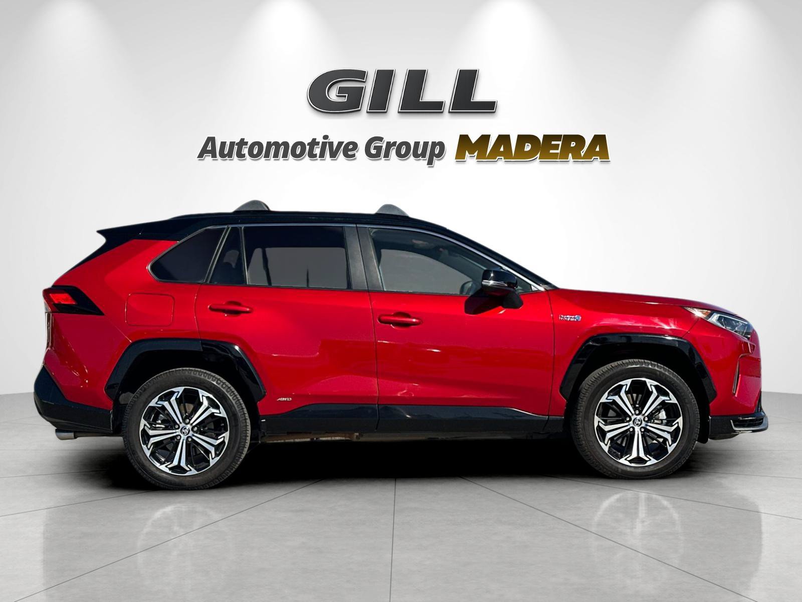 Used 2021 Toyota RAV4 XSE w/ Weather Package AWD/4WD image 2