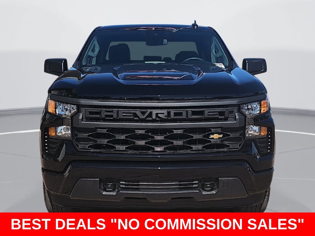 New 2026 Chevrolet Silverado 1500 Custom w/ LPO, Dark Essentials Package RWD image 8