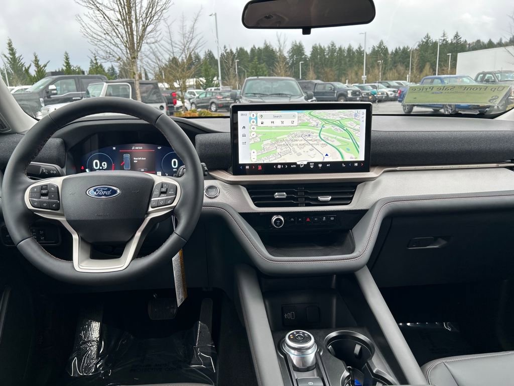 New 2026 Ford Explorer Active w/ Active Comfort Package image 16