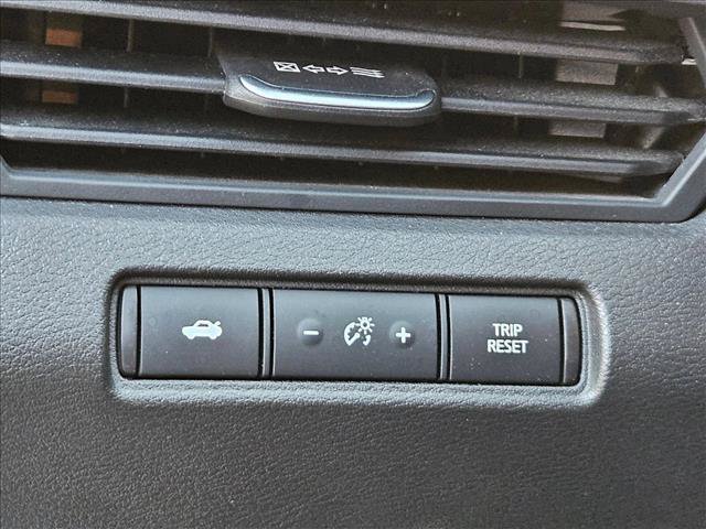 Used 2025 Nissan Altima 2.5 SV FWD image 22