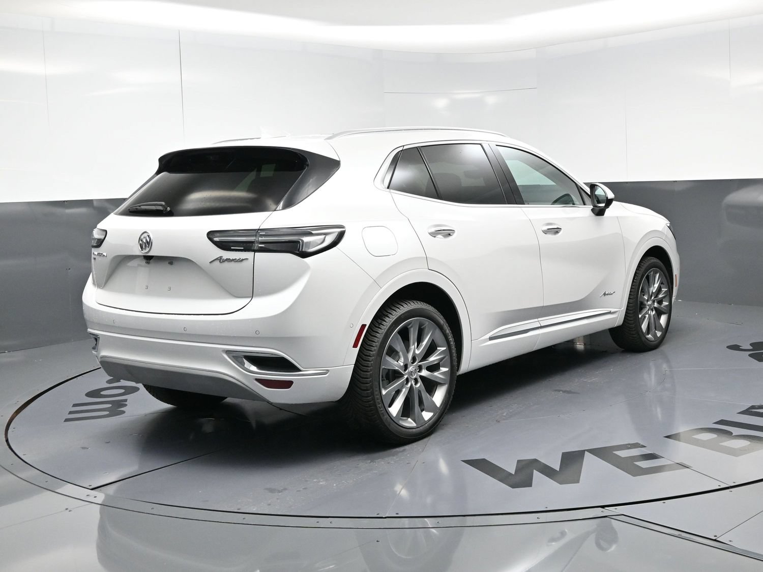 Used 2023 Buick Envision Avenir AWD/4WD image 17