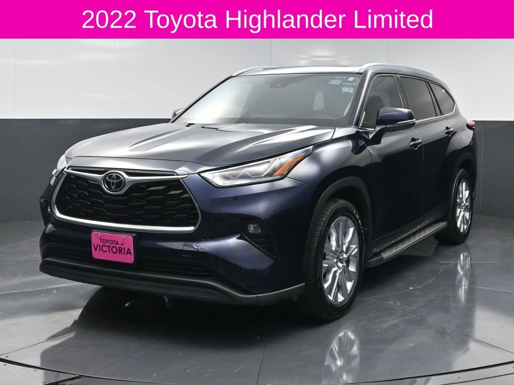 Used 2022 Toyota Highlander Limited image 2