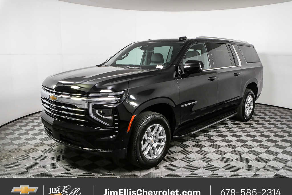 Used 2025 Chevrolet Suburban LT AWD/4WD image 24