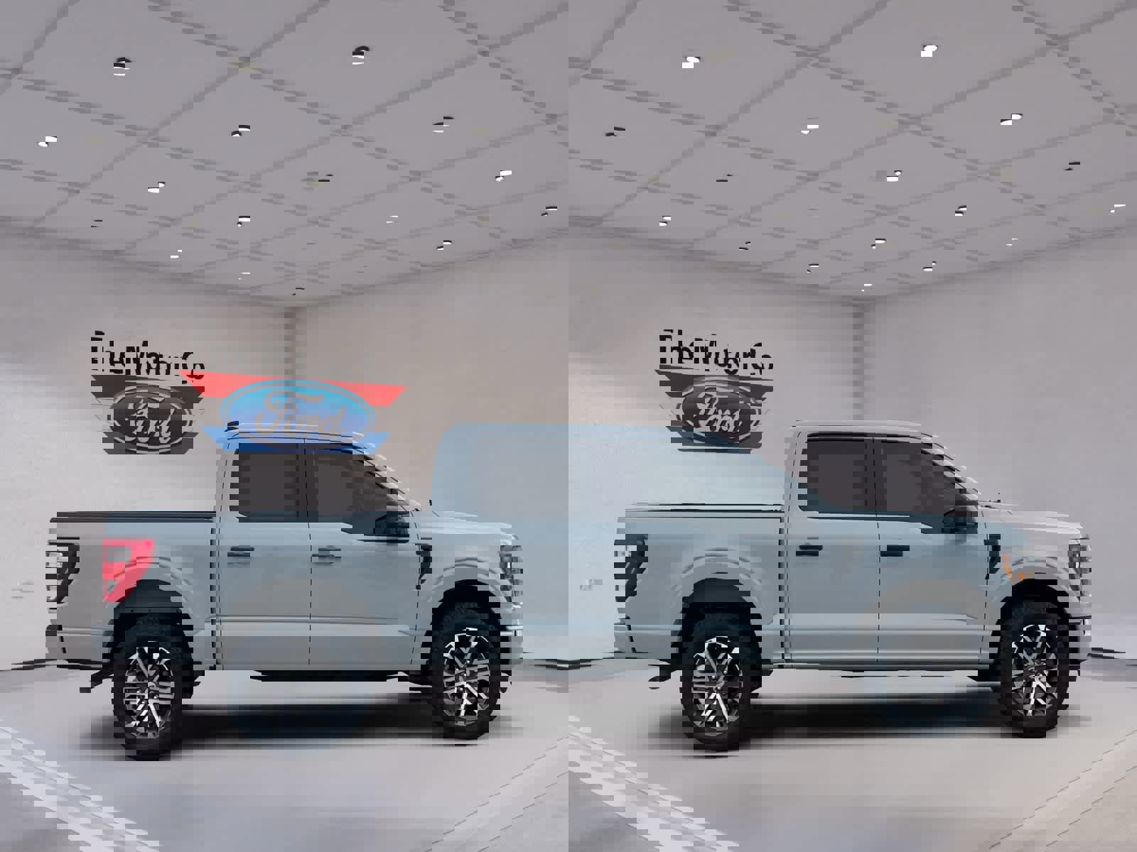 Used 2023 Ford F150 XL w/ STX Appearance Package image 4