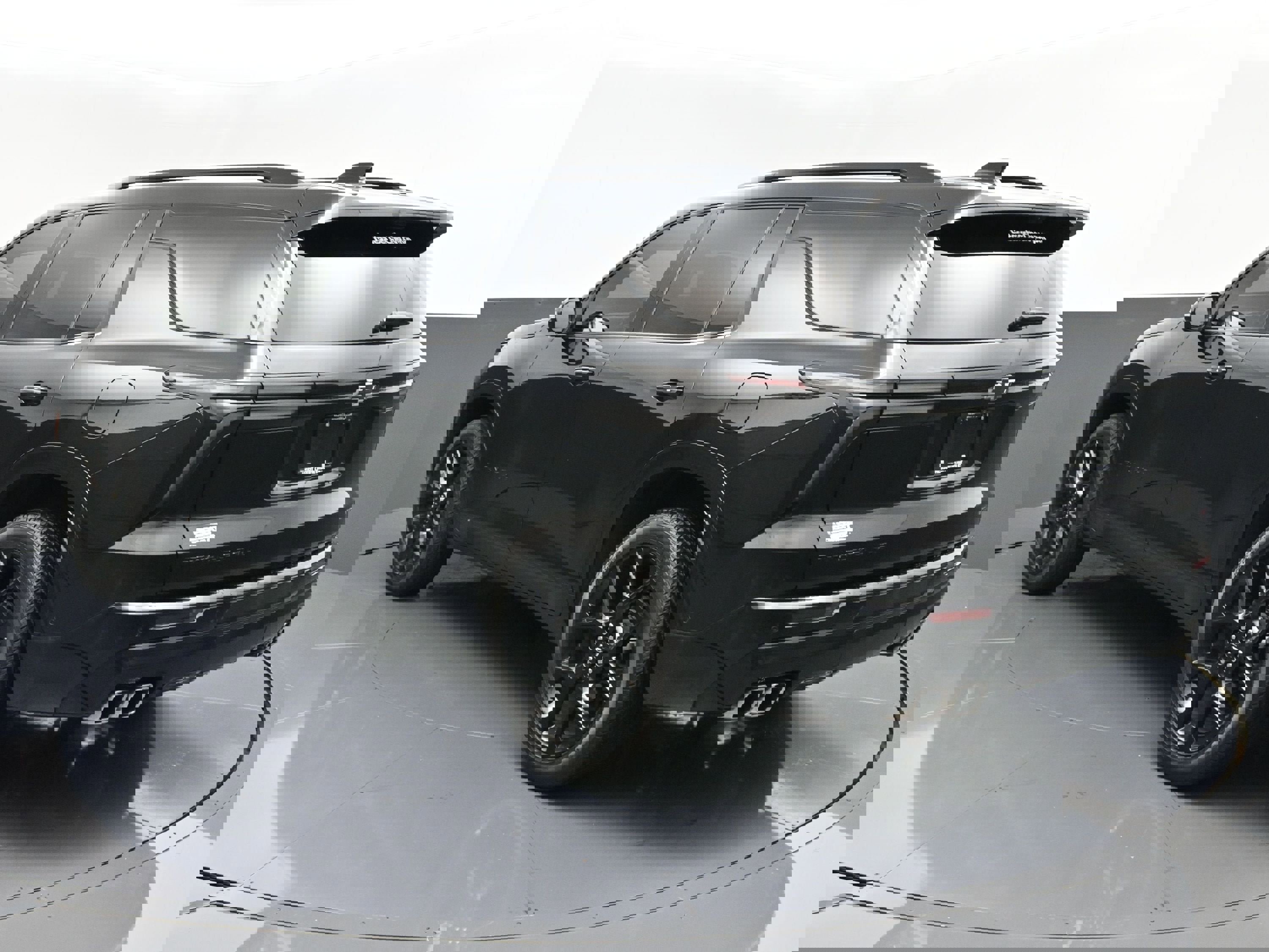 Certified 2024 Chevrolet Traverse RS w/ LPO, Floor Liner Package image 5