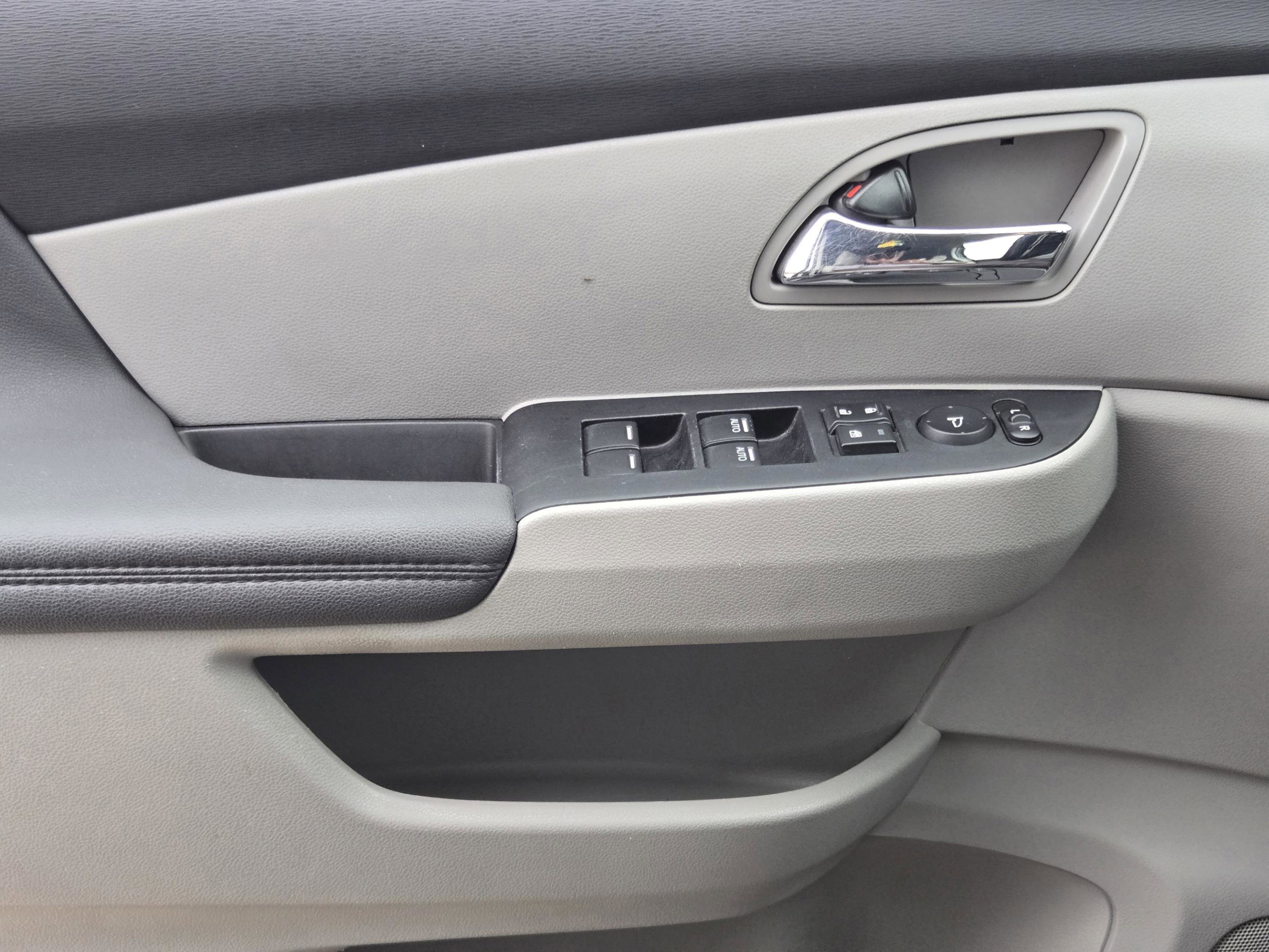 Used 2016 Honda Odyssey SE image 20