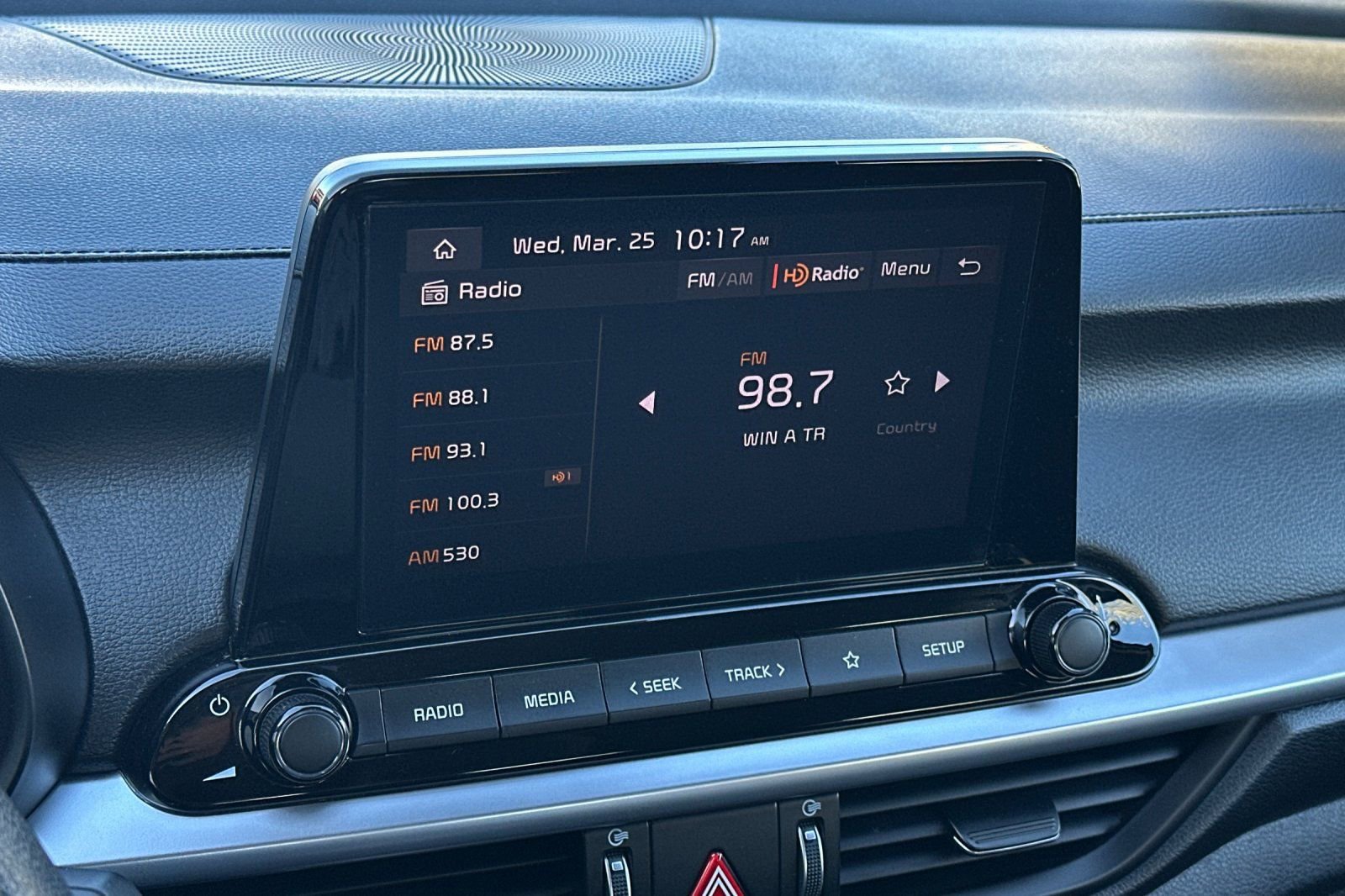 Used 2023 Kia Forte LX image 17