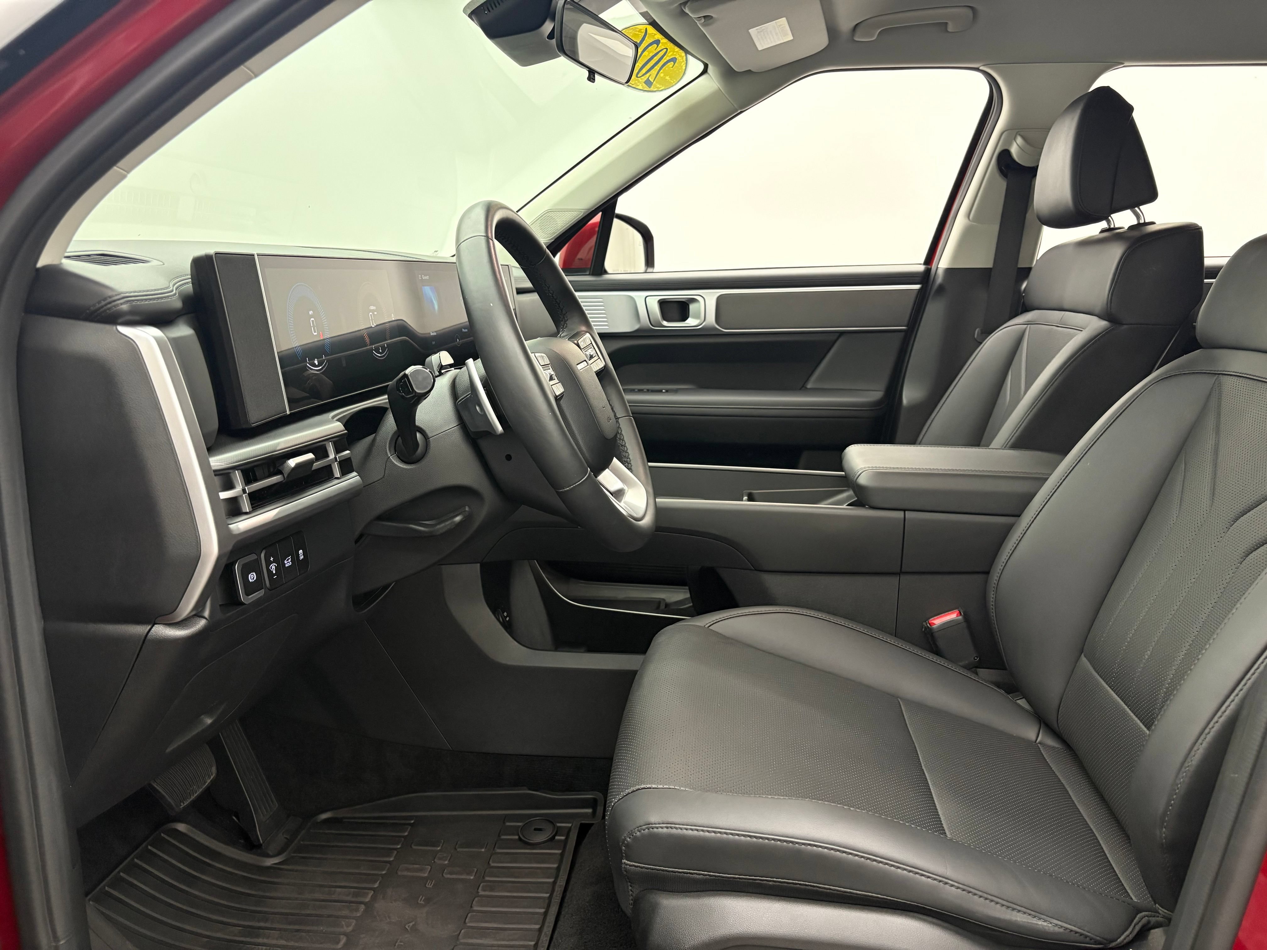 Used 2026 Hyundai Santa Fe SEL FWD image 17