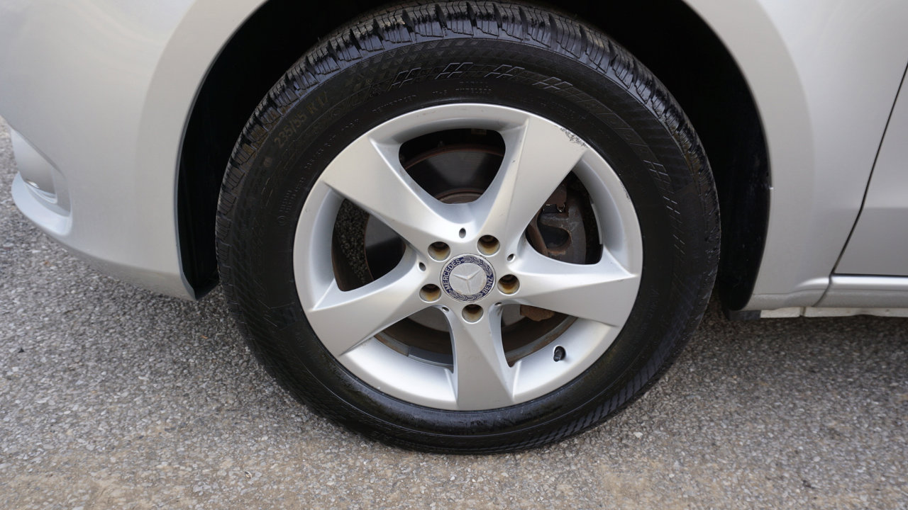 Used 2016 Mercedes-Benz Metris Passenger image 9