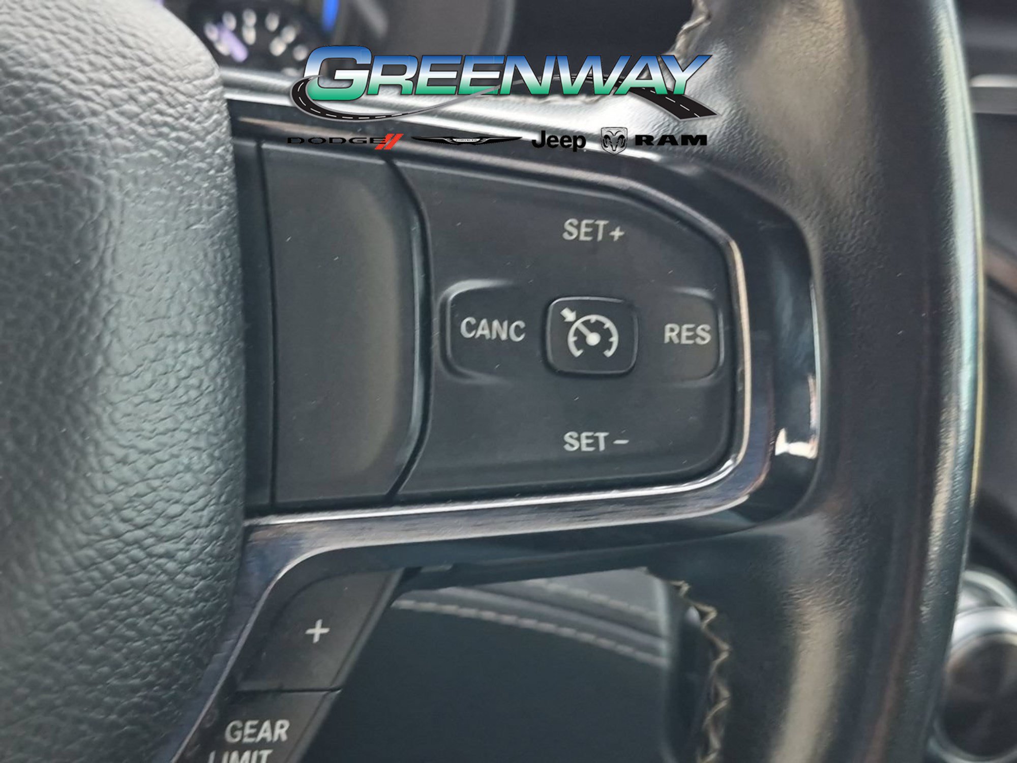 Used 2022 RAM 1500 Limited w/ Body Color Bumper Group AWD/4WD image 23