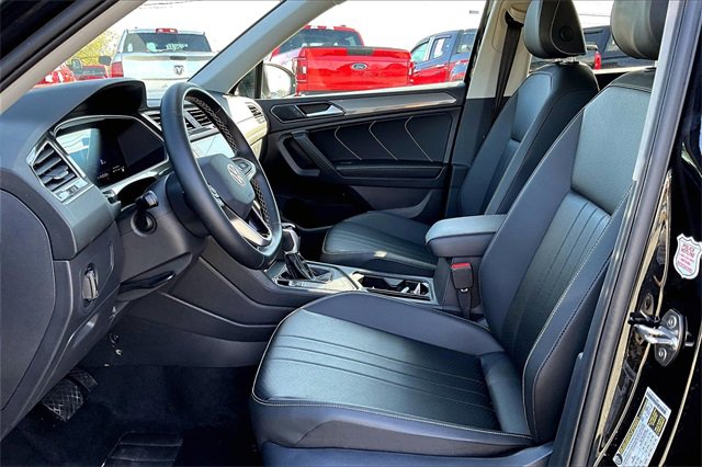 Used 2024 Volkswagen Tiguan Wolfsburg Edition image 10