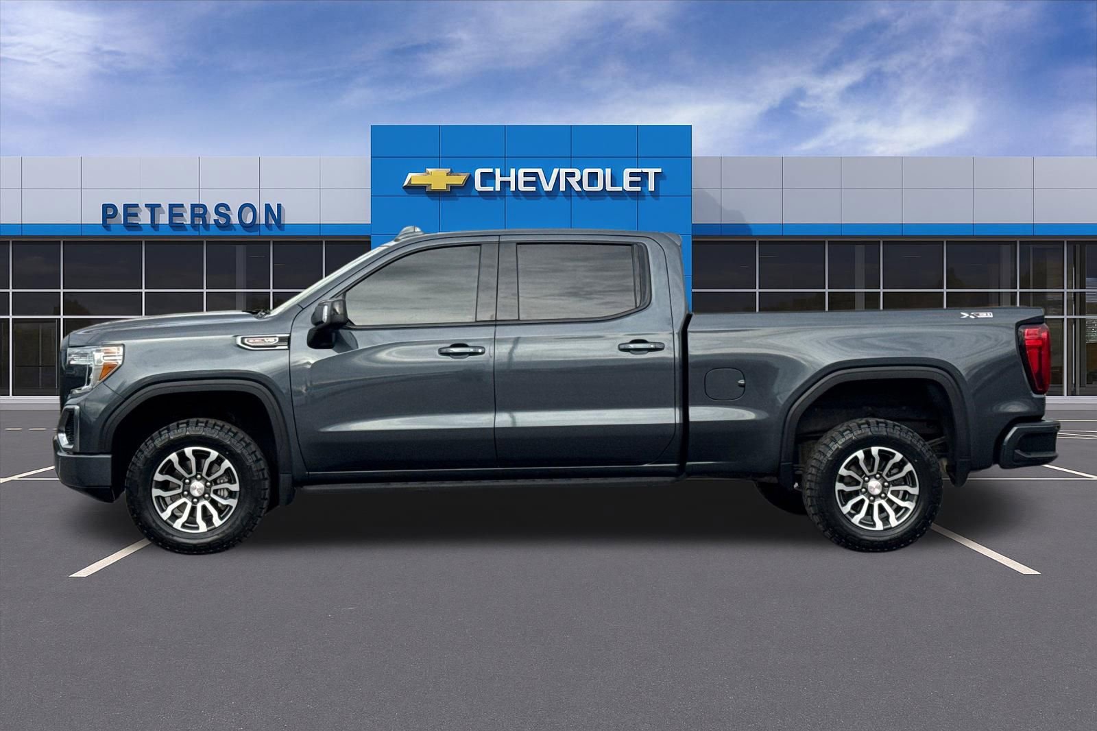 Certified 2022 GMC Sierra 1500 AT4 w/ AT4 Preferred Package image 7