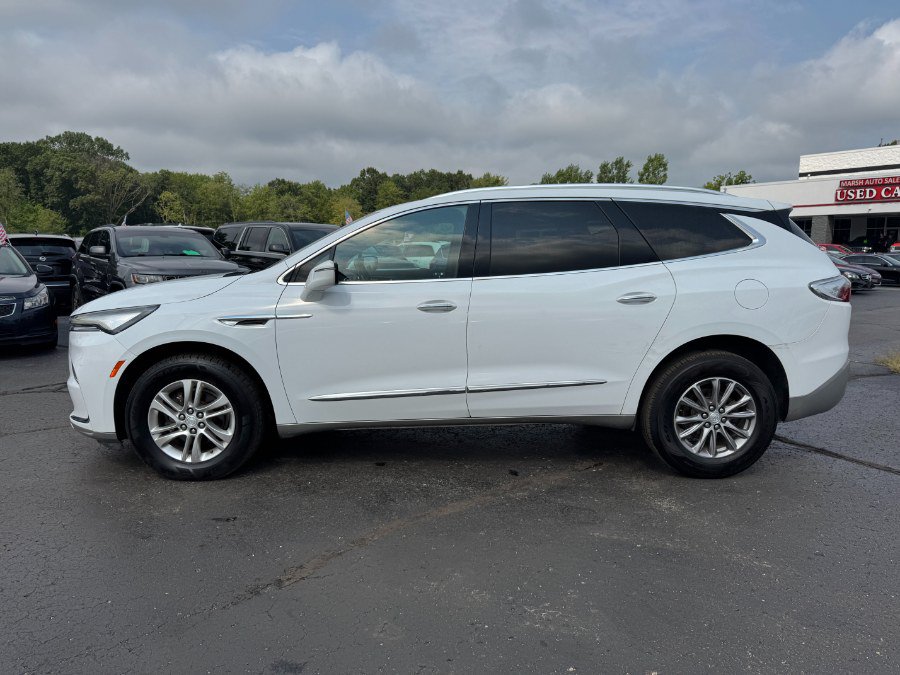 Used 2022 Buick Enclave Essence FWD image 2