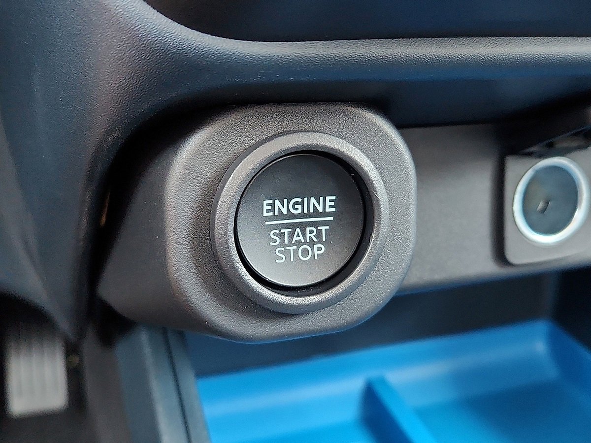 New 2025 Ford Maverick XLT w/ XLT Luxury Package image 9