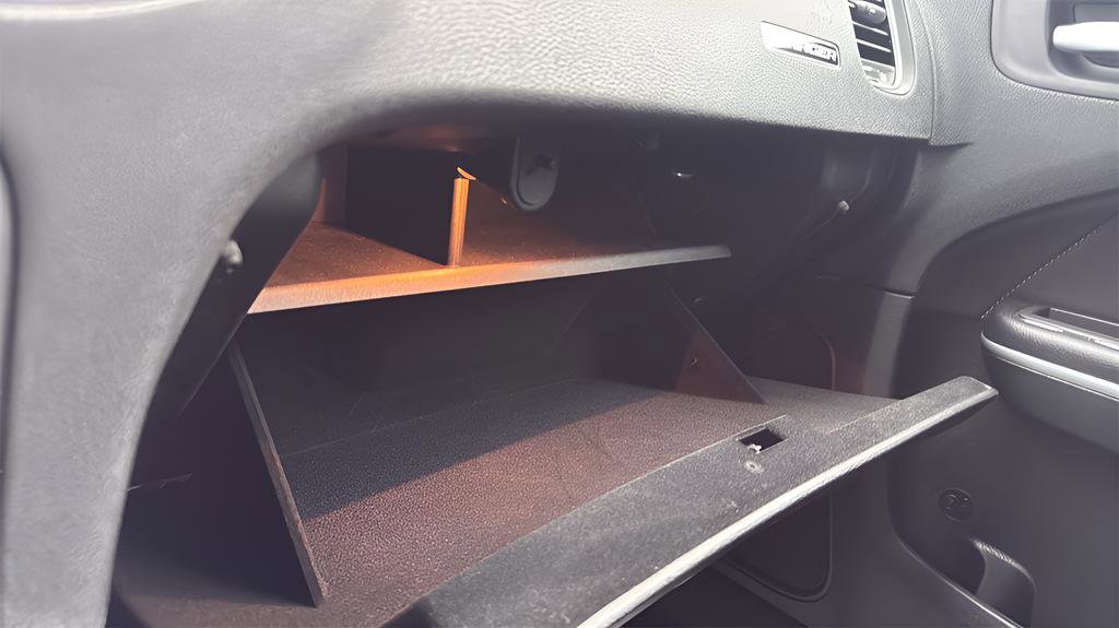 Used 2023 Dodge Charger SXT image 32