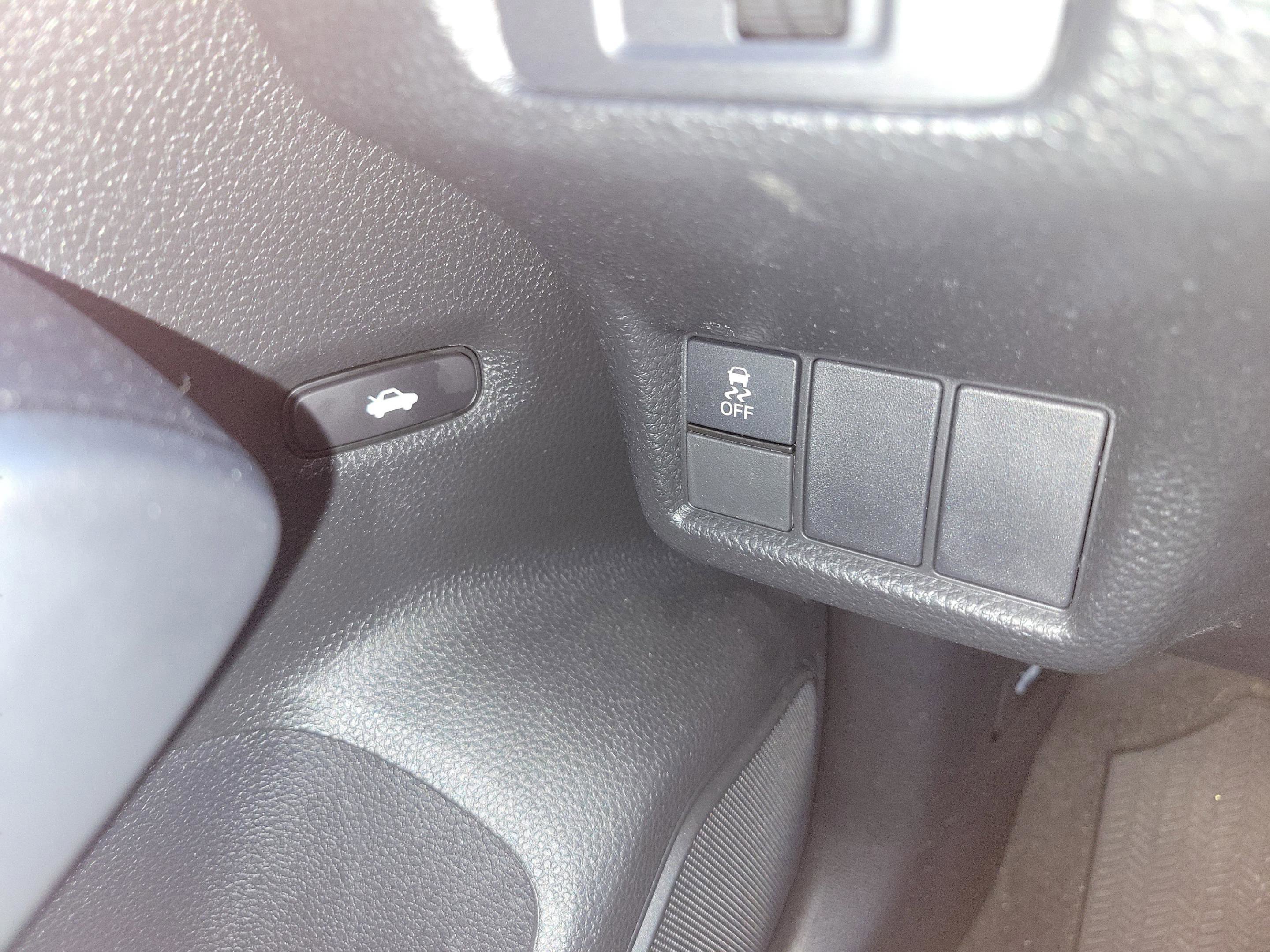 Certified 2025 Honda Civic Sport image 17