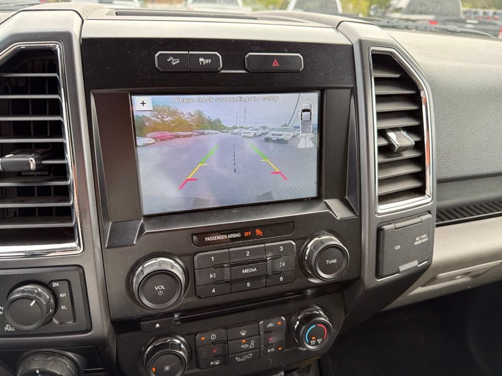 Used 2016 Ford F150 XLT w/ Equipment Group 302A Luxury AWD/4WD image 3
