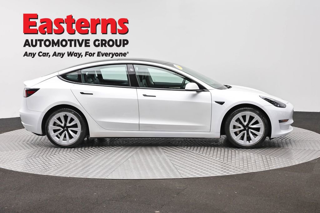 Used 2022 Tesla Model 3 Long Range AWD/4WD image 4
