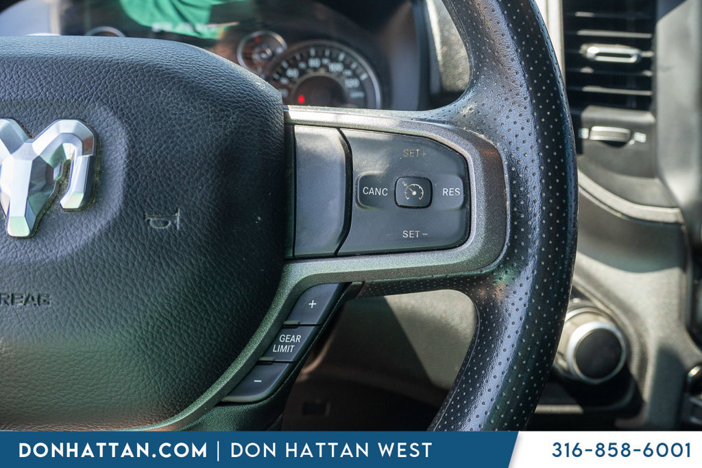 Used 2024 RAM 3500 Tradesman w/ Chrome Appearance Group AWD/4WD image 12