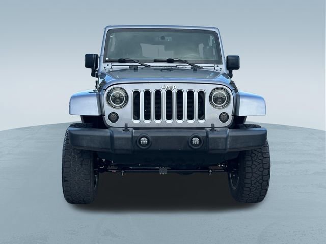 Used 2016 Jeep Wrangler Unlimited Sahara AWD/4WD image 2