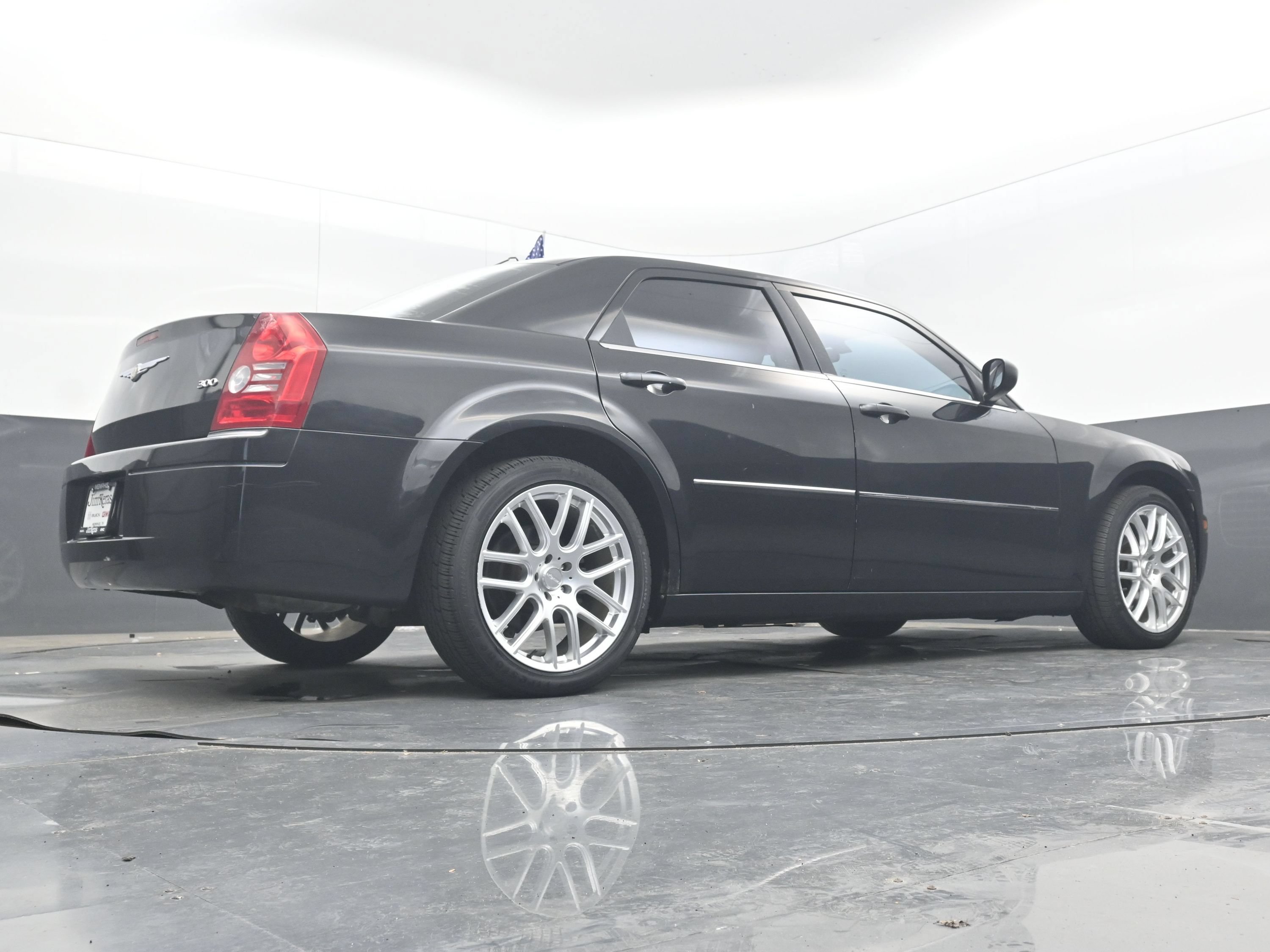 Used 2008 Chrysler 300 LX RWD image 26