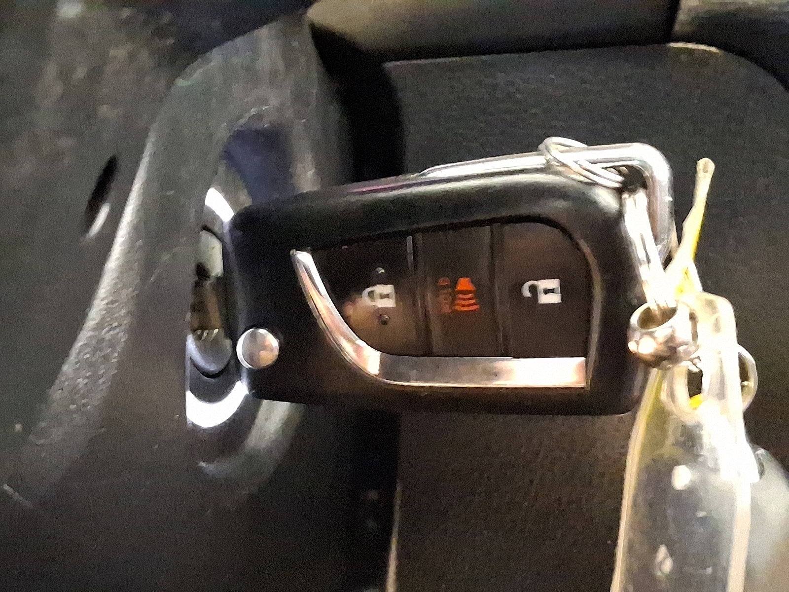 Certified 2022 Toyota RAV4 LE image 23