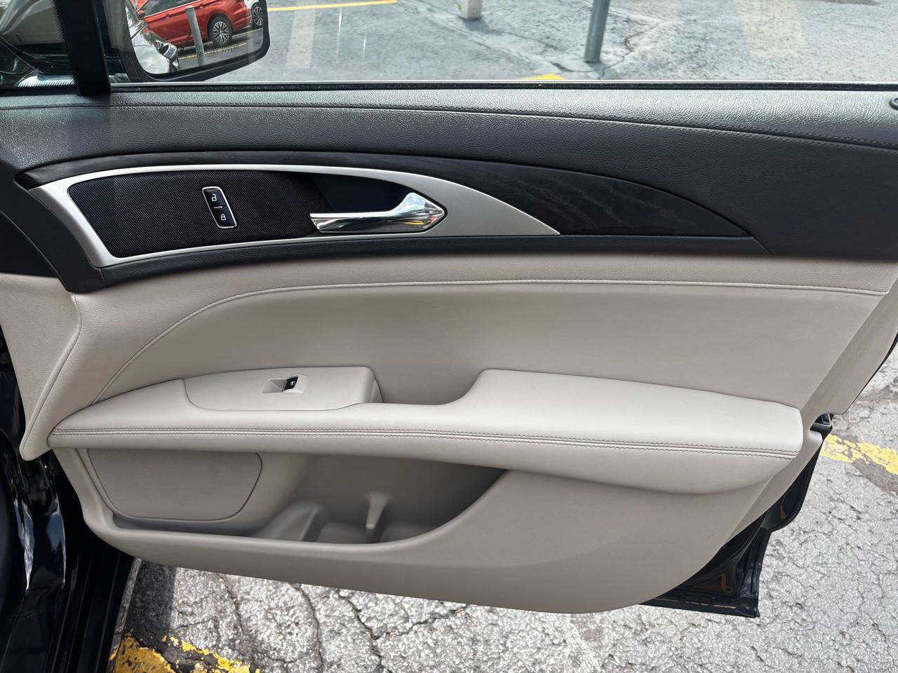 Used 2018 Lincoln MKZ Select w/ Select Plus Package AWD/4WD image 28