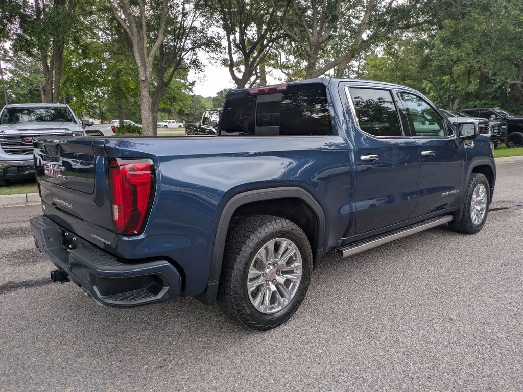 Used 2023 GMC Sierra 1500 Denali AWD/4WD image 4