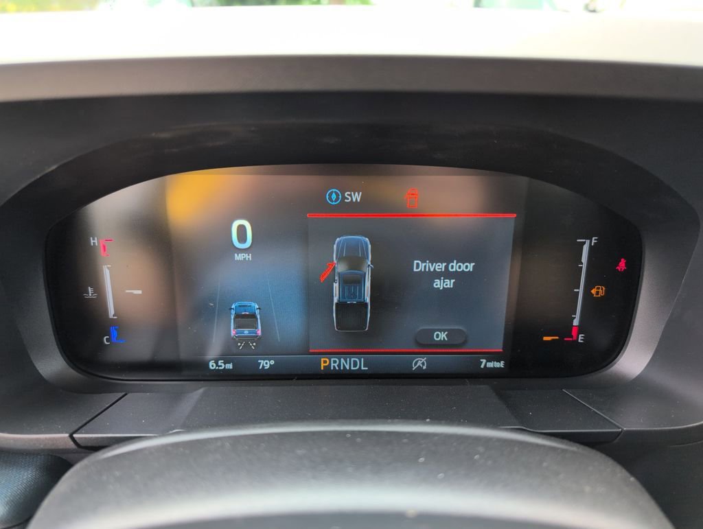 New 2025 Ford Maverick XL w/ Equipment Group 102A image 18