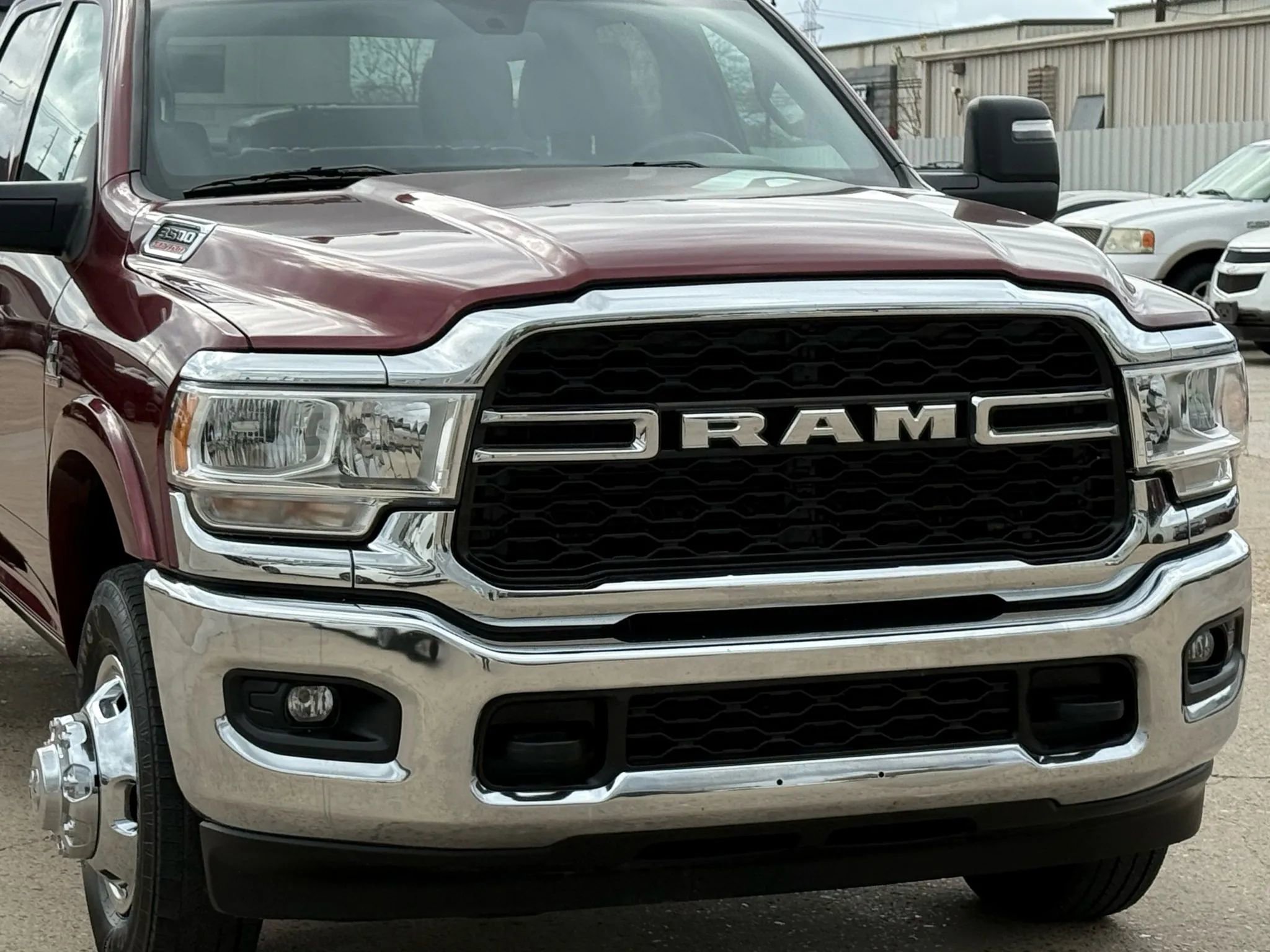 Used 2023 RAM 3500 Tradesman w/ Chrome Appearance Group image 33
