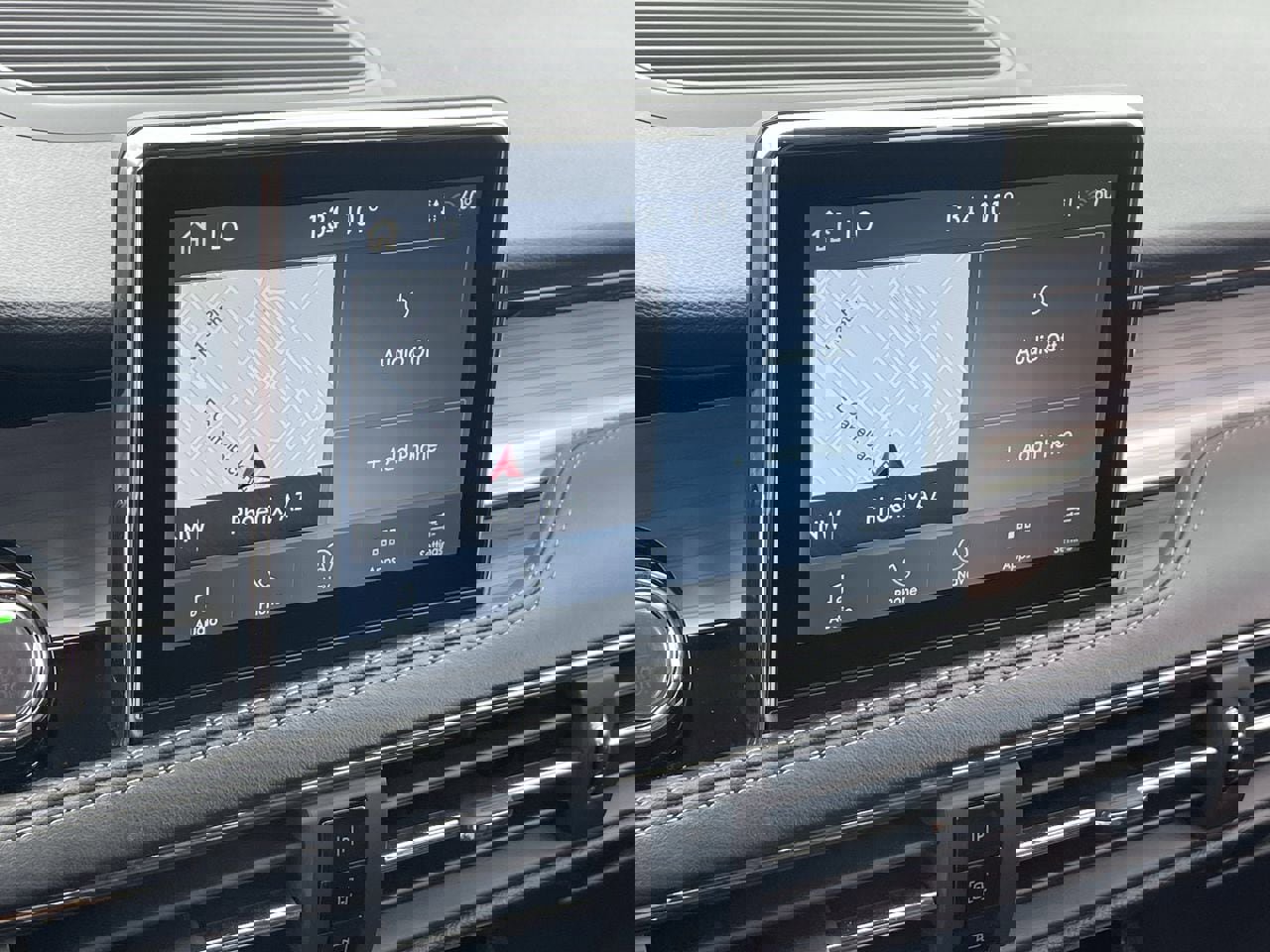 Used 2022 Lincoln Corsair AWD w/ Premium Package image 25