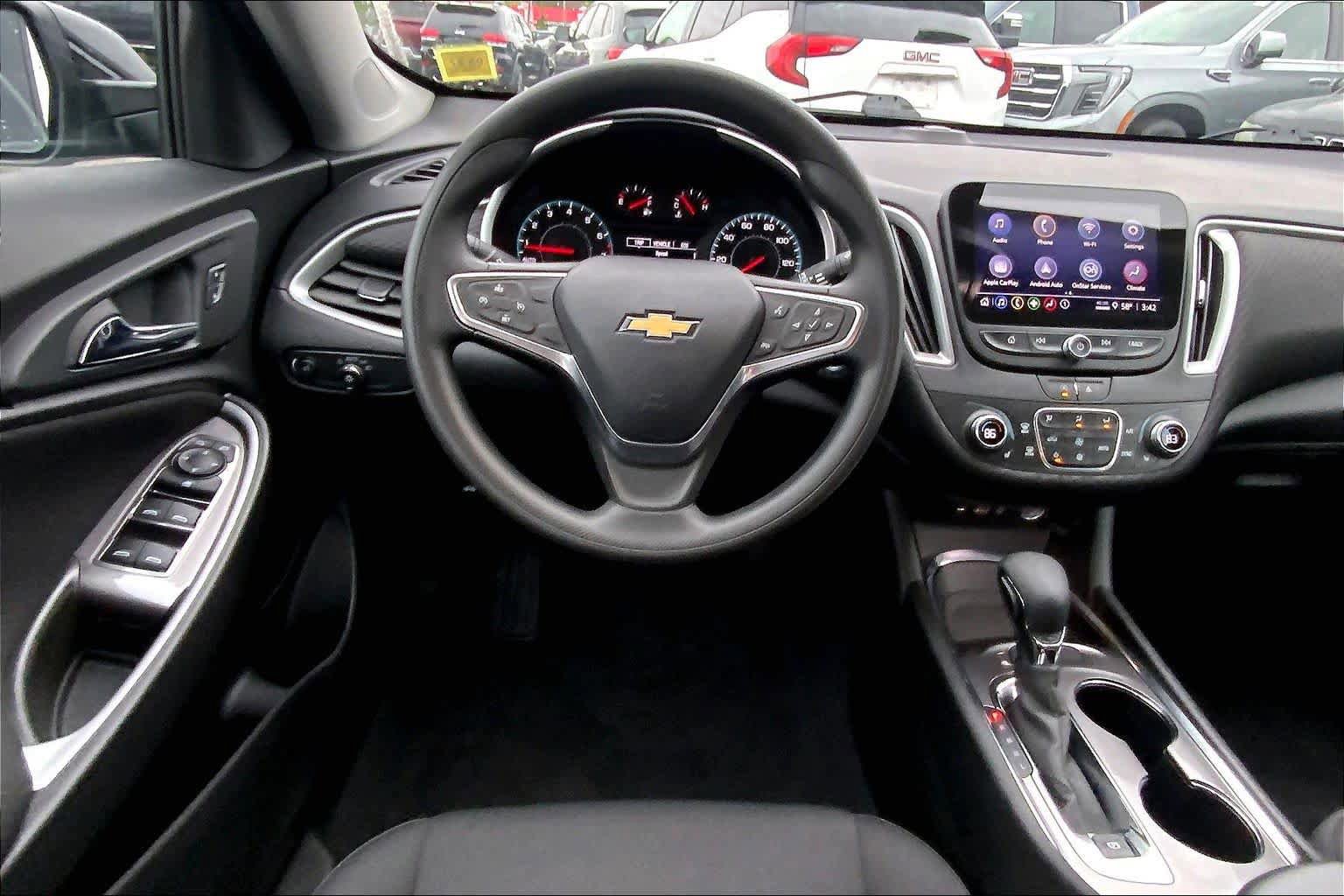 Used 2022 Chevrolet Malibu LT FWD image 6