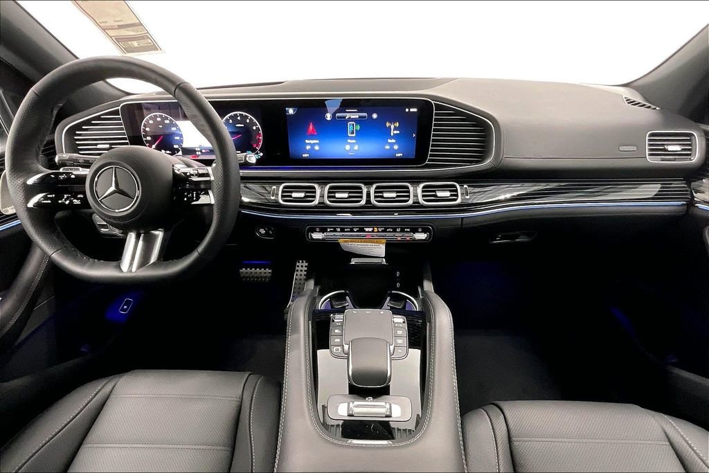 New 2026 Mercedes-Benz GLS 580 4MATIC image 5