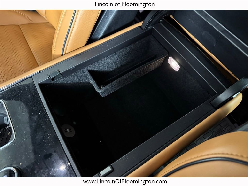 Certified 2025 Lincoln Aviator Black Label w/ Jet Appearance Package image 47