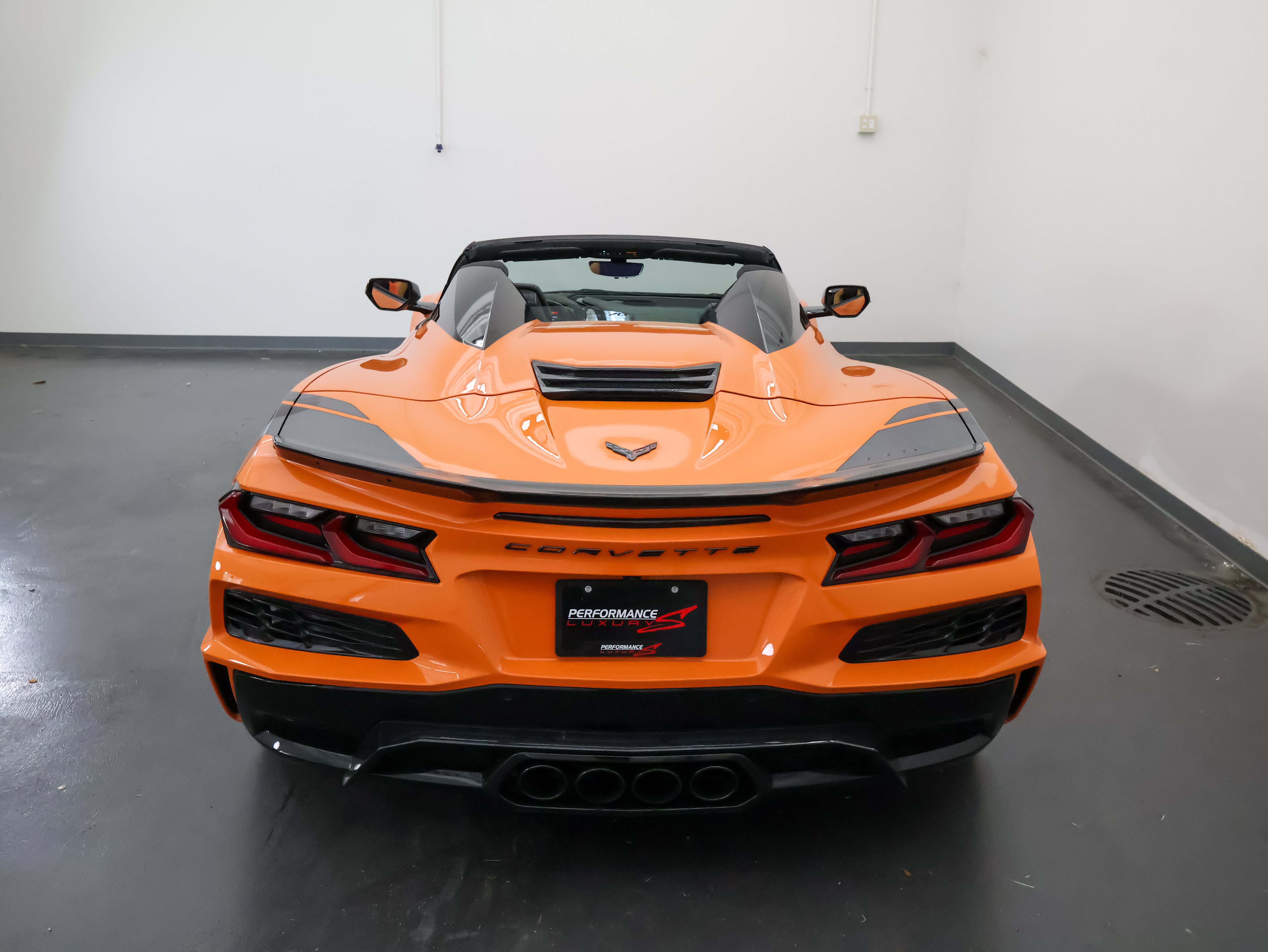 Used 2023 Chevrolet Corvette Z06 RWD image 11