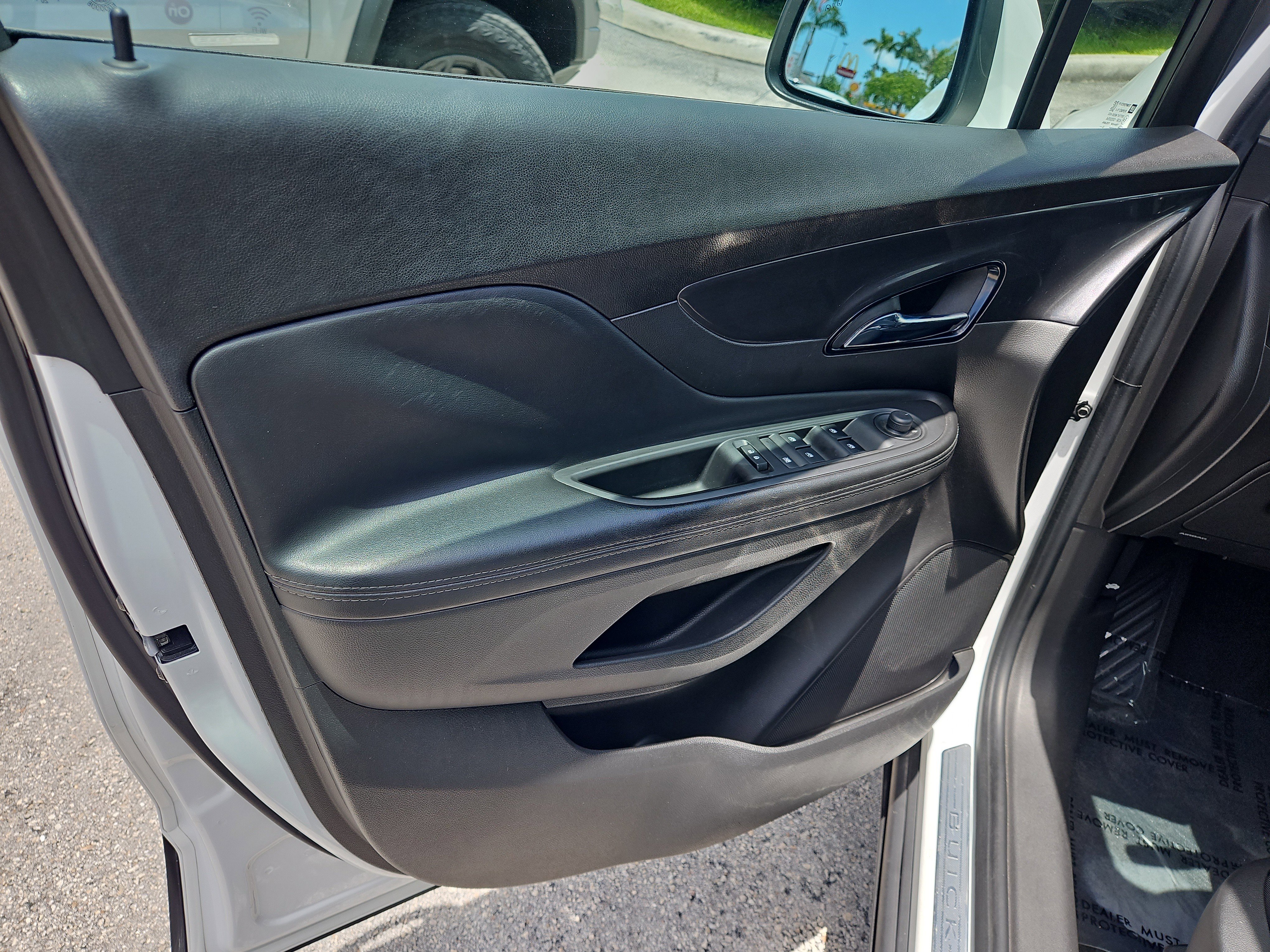 Used 2021 Buick Encore Preferred w/ Safety Package image 24