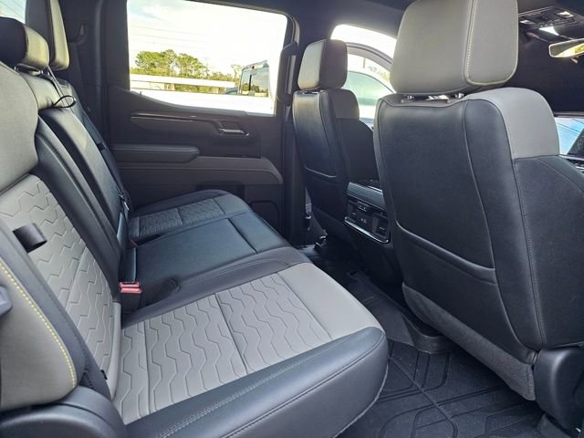 Used 2022 Chevrolet Silverado 1500 ZR2 w/ Technology Package AWD/4WD image 25