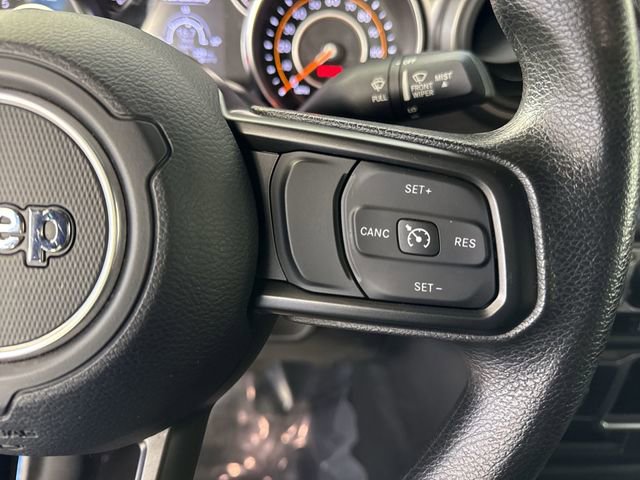 Used 2022 Jeep Gladiator Sport w/ Trailer Tow Package AWD/4WD image 13