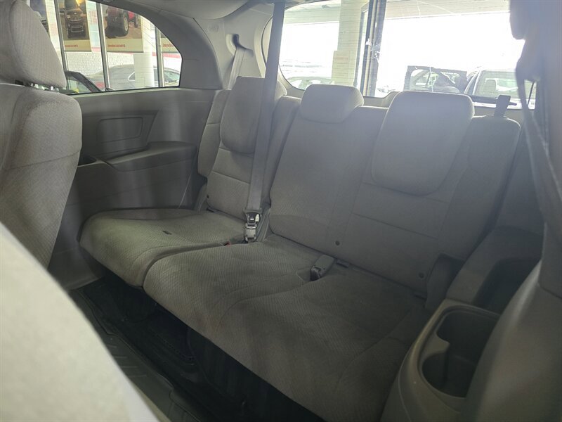 Used 2016 Honda Odyssey EX image 9